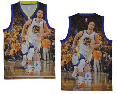 The golden state warriors run libraries in the NBA jerseys（ Moments version）