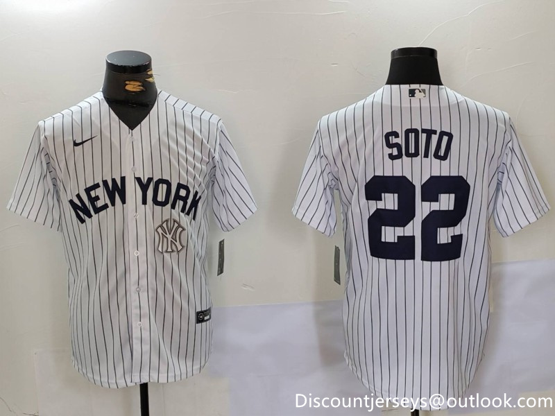Men's New York Yankees #22 Juan Soto White Cool Base Stitched Baseball Jersey Men's New York Yankees #22 Juan Soto White Cool Base Stitched Baseball Jersey