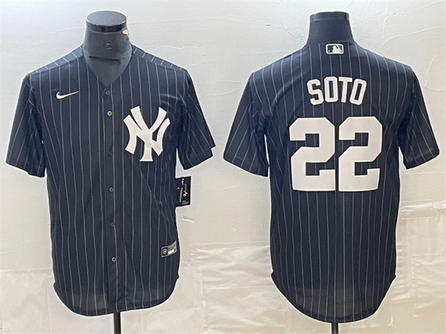 Men's New York Yankees #22 Juan Soto Black Cool Base Stitched Baseball Jerseys Men's New York Yankees #22 Juan Soto Black Cool Base Stitched Baseball Jerseys