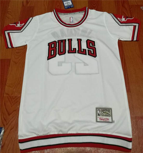 Chicago Bulls Mitchell and Ness #23 Michael Jordan white legendary Jersey Chicago Bulls Mitchell and Ness #23 Michael Jordan white legendary Jersey