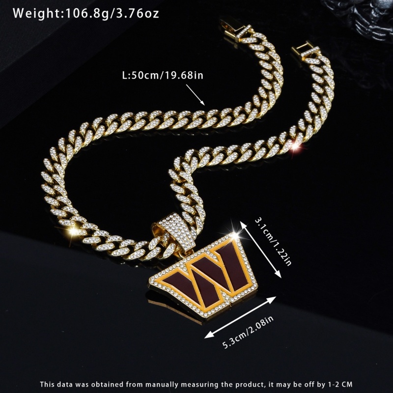 Commanders Pendant and Necklace Gold